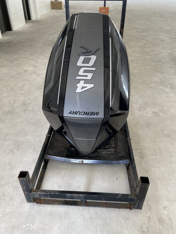 Used 2020 Mercury 450r 450hp 4 Stroke 25” Outboard Motor - Image 2