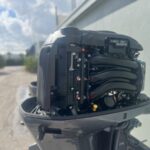 PAIR 2018 YAMAHA 300HP 4 STROKE OUTBOARD MOTOR WITH 30″ SHAFT - Image 4