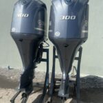 PAIR 2018 YAMAHA 300HP 4 STROKE OUTBOARD MOTOR WITH 30″ SHAFT - Image 2