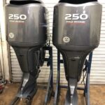 Twin 2007 Yamaha 250hp 4-Stroke 25-Shaft Outboard Motor