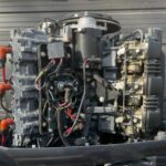 1995 Yamaha 225hp 225TXRT 2 Stroke 25 Shaft Stroke Outboard Motor - Image 3
