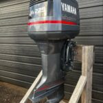 1995 Yamaha 225hp 225TXRT 2 Stroke 25 Shaft Stroke Outboard Motor - Image 2