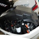 Pair Evinrude 115hp Etec 4 Stroke Outboard Motors - Image 3