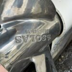 Twin 2011 Evinrude Etec 175HP 2 Stroke 25-Shaft Outboard-Engines - Image 4
