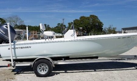 2016 Sportsman 20 Island Bay with Yamaha 115hp 4 Stroke 25” Outboard Motor