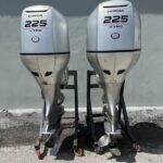 PAIR OF 2018 HONDA 225HP 4 STROKE OUTBOARD MOTORS WITH 30″ SHAFTS