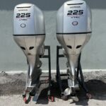 PAIR OF 2018 HONDA 225HP 4 STROKE OUTBOARD MOTORS WITH 30″ SHAFTS - Image 2