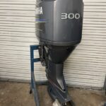 2004 Yamaha 300hp Z300TXRC HPDI 2 Stroke Outboard Motor 25”
