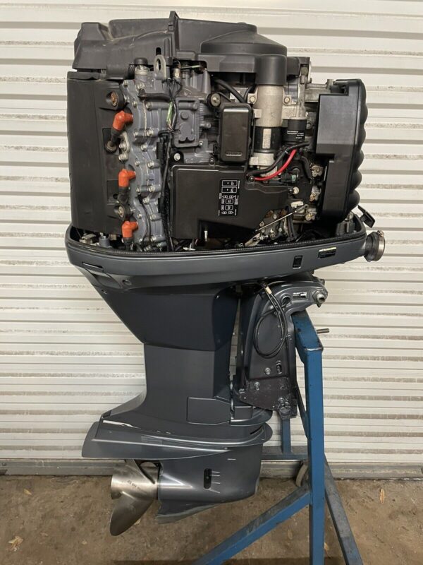 2004 Yamaha 300hp Z300TXRC HPDI 2 Stroke Outboard Motor 25” - Image 4