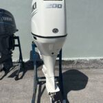 2020 SUZUKI 200HP 4 STROKE OUTBOARD MOTOR WITH A 25″ SHAFT