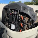2013 Evinrude Etec 150HP 2 Stroke 25″ Shaft Outboard Engine – Counter Rotation - Image 4