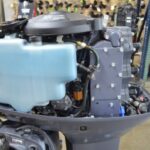 2004 Yamaha 60hp 2-stroke 20in tiller outboard motor - Image 4