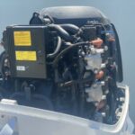 2005 Evinrude 250hp-Etec 4-stroke 25-shaft Outboard Motor - Image 4