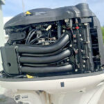 2016 Triple Yamaha 300hp 4 Stroke 25 Shaft Outboard Motors White - Image 3