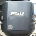 2016 Yamaha 250HP 4-Stroke 25-Shaft Outboard Motor