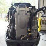 1999 Mercury 135hp 2 Stroke long-shaft Outboard Motor - Image 4