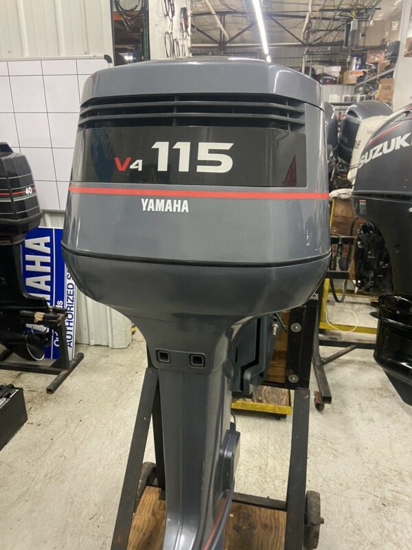 1999 Yamaha 115hp 2 Stroke XL 25 Shaft trim-tilt Outboard Motor - Image 2