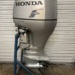 2008 Honda 135hp 4 stroke EFI  25” inch Outboard Motor - Image 3