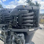 2013 PAIR YAMAHA 350HP 4 STROKE OUTBOARD MOTORS WITH 25″ SHAFTS - Image 2