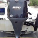 2016 Yamaha VF250XA 250hp 25″4-Stroke Outboard Motor - Image 2