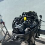 2013 Suzuki 20hp 4-Stroke 15” outboard motor with handle - Image 3