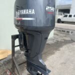 2021 Yamaha 250hp 4 Stroke 25 shaft Outboard Motor - Image 2