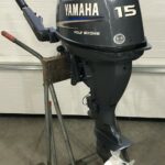 2009 Yamaha 15hp 4-stroke with Tiller-Handle Outboard Motor - Image 2