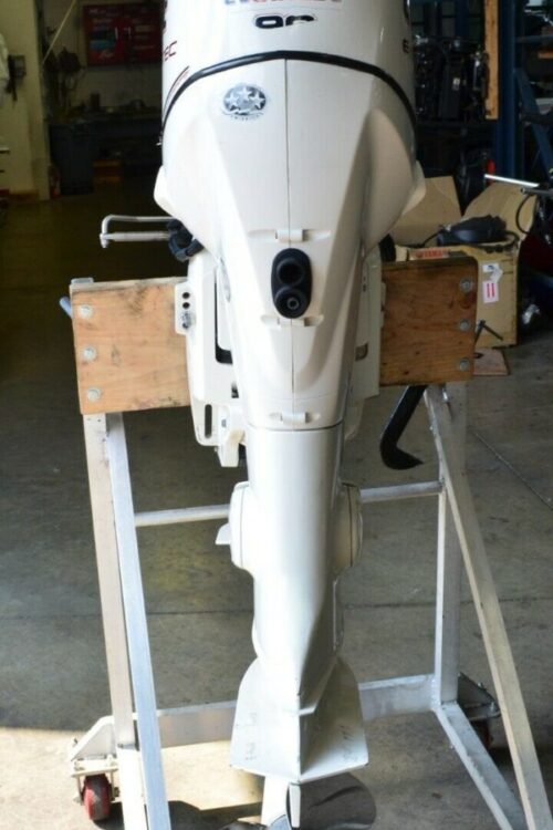 2010 Evinrude 90hp E-TEC 2 Stroke 25in-Tiller-Outboard Motor