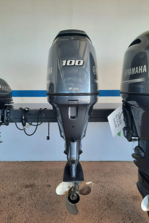 2013 Yamaha F100DETL 100hp 4-stroke 20” outboard-motor