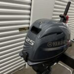 2022 Yamaha F25SMHC Outboard Motor 25hp 15in Shaft Manual Pull Tiller Handle (18hrs ONLY!!)