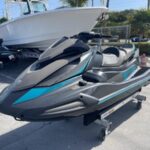 2023 Yamaha Waverunners VX Cruiser with Audio - Image 3