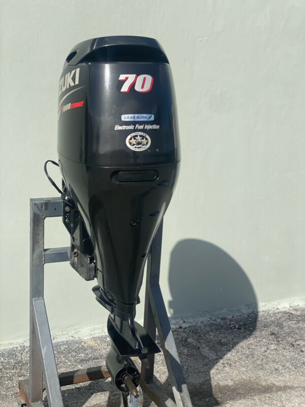 2014 Suzuki DF70 70Hp 4-Stroke Outboard Motor - Image 2
