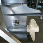 2010 Yamaha 25hp 4-stroke long-shaft outboard motor - Image 3