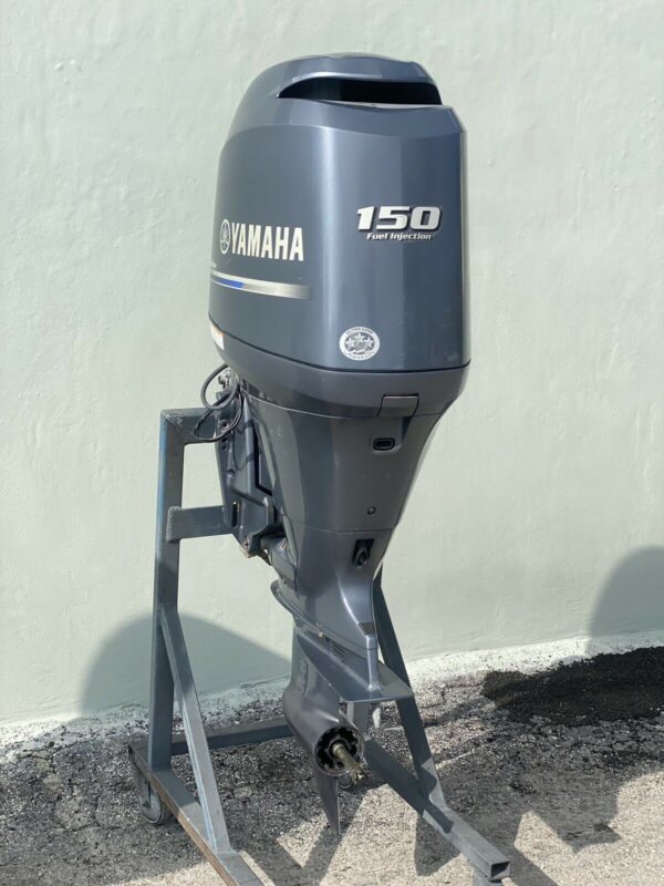 2014 Yamaha 150 4-stroke 25” outboard motor - Image 2