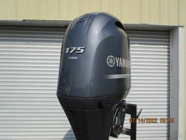 2018 Yamaha 175hp 4-Stroke 25” Outboard-Motor - Image 2