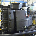 2003 Suzuki 150hp 25in Remote 2 Stroke Outboard Motor - Image 4