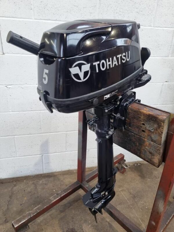 TOHATSU 5HP Long Shaft 4 Stroke Outboard 2019 Serviced 12L Tank - Image 2