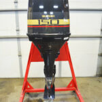 2003 Suzuki 150hp 25in Remote 2 Stroke Outboard Motor - Image 2