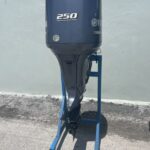 2015 Yamaha 250hp 4-Stroke 25-Shaft Outboard Motor