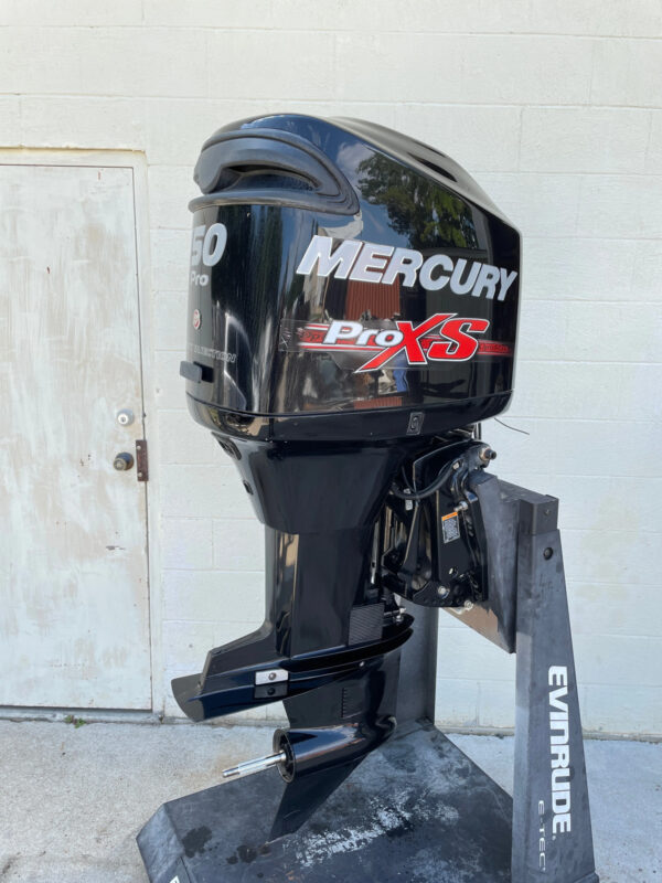2012 Mercury 150HP Pro XS 20″ Shaft Outboard Engine - Image 2