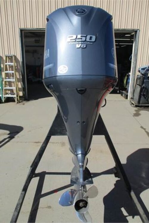 2014 Yamaha 250hp 4 Stroke 25” Outboard Motor