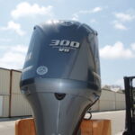 2014 Yamaha 300hp 4 Stroke V6 25” Outboard Motor