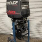 2015 Evinrude Etec 250hp H.O. 2-Stroke 20” Outboard Motor - Image 4