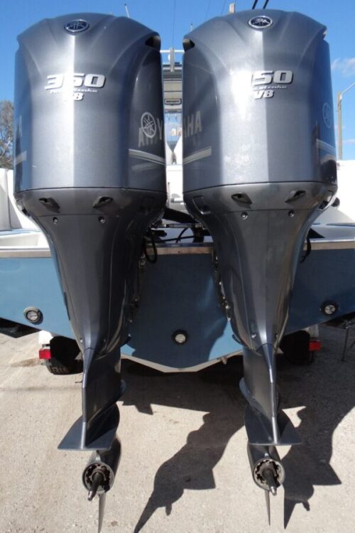 Pair 2014 Yamaha V8 350HP 4-Stroke 30″ Outboard Motors