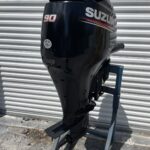 2019 Suzuki 90hp EFI 4 stroke 25 shaft outboard motor - Image 2