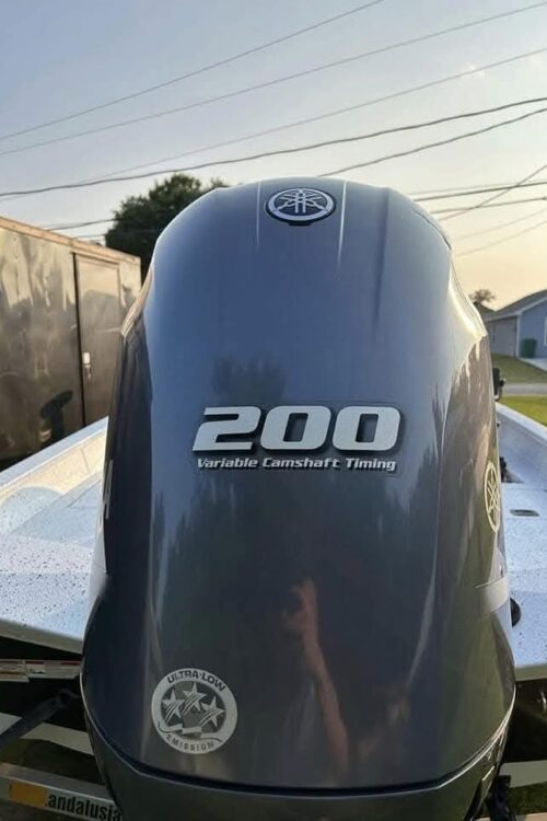 2020 Yamaha 200hp 4-stroke outboard Motor