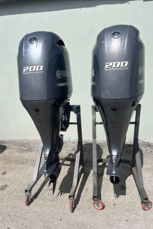 2018 Pair Yamaha 200hp 4 stroke outboard Motor